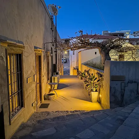 Charming Old Tannery House With Spacious Veranda And Stunning Sea View! Casa vacanze *