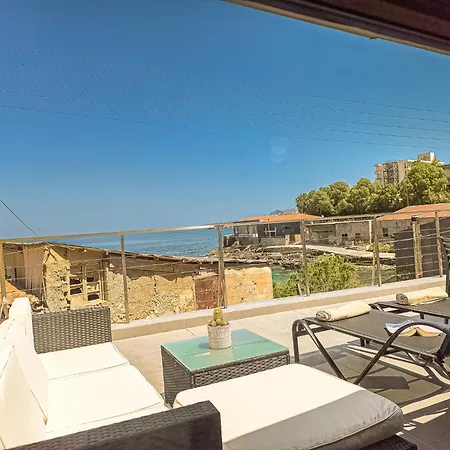 Charming Old Tannery House With Spacious Veranda And Stunning Sea View! Casa vacanze